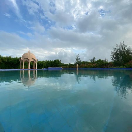 City The Village Beach Resort Laeja Exterior foto